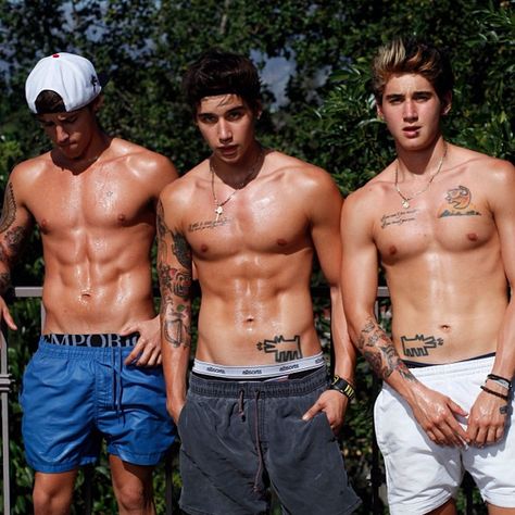 The Brooks boys. Beau, Luke, and Jai Beau Brooks, Jai Brooks, Ariana Godoy, Luke Brooks, The Janoskians, Brooks Brother, Silly Kids, Tumblr Boys, Shirtless Men