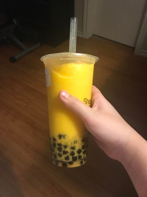 Mango Slush Boba, Mango Boba Aesthetic, Mango Green Tea Boba, Boba Slushie, Banana Boba, Mango Boba Tea, Boba Mango, Mango Bubble Tea, Bubble Tea Business