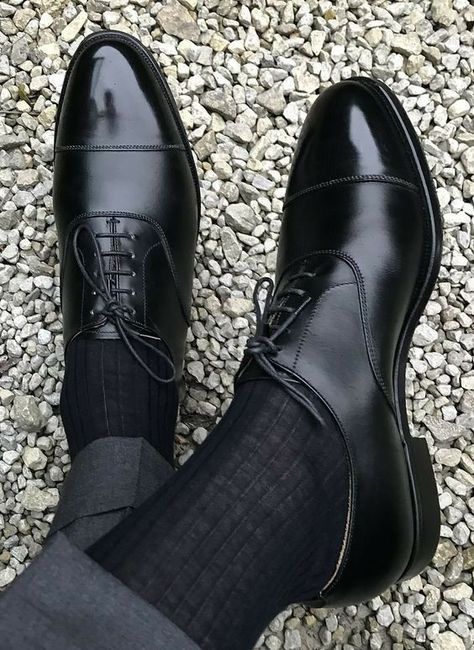 Oxford And Dress Outfit, Oxford Shoes Outfit Men, Best Sandals For Men, Strictly Business, Gents Shoes, Shoes And Socks, Oxford Shoes Outfit, Gentleman Shoes, Best Shoes For Men