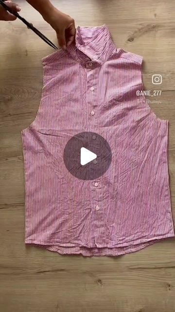 Love For Upcycling /Recycling/Sustainablefashion/Eco-friendly on Instagram: "Another super creative idea To upcycle a simple shirt Great design by @anie_277 Just awesomeness 👌 👏 👍 😍 💖 😎 👌 👏 
 Everything can be reused and repurposed.  #reuse#reduce #repurpose #upcycled, #recycle #sustainable #sustainablefashion #upcycledfashion #loveforupcycling #upcys" Easy Diy Clothing Alterations, Reuse Shirts Ideas, Recycle Tshirt Ideas, Upcycle Button Down Shirt Diy, Shirt Reuse Ideas, Upcycle Clothes T-shirts & Tank Tops, Old Shirt Reuse Ideas, Upcycle Clothes Diy Refashioning Trash To Couture, Thrift Upcycle Clothes Ideas