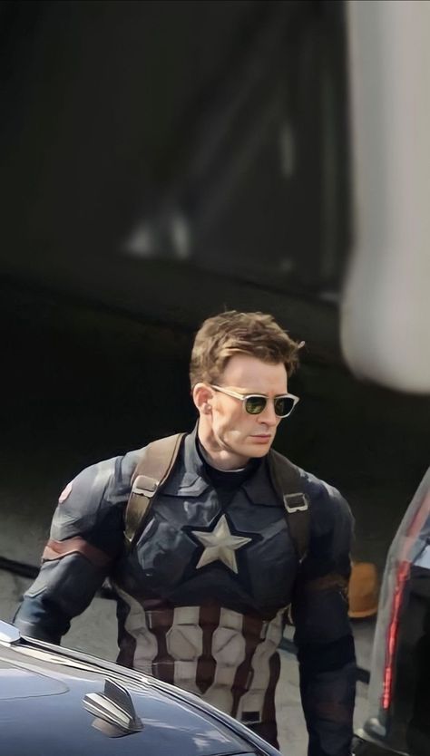 Capt America Wallpaper, Kaptan Amerika Wallpaper, Chris Evans Captain America Wallpaper, Steve Rogers Wallpaper, Chris Evans Aesthetic, Capitan America Wallpaper, Super Hero Wallpaper, Chris Evans Wallpaper, Mcu Wallpaper