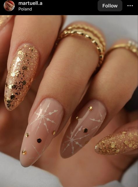 New Years Nails 2023 Trends, App Filter, New Years Nail Designs, Thanksgiving Nail Designs, Candy Cane Nails, Airbrush App, Thanksgiving Nails, Winter Nail Designs, Festival Nails