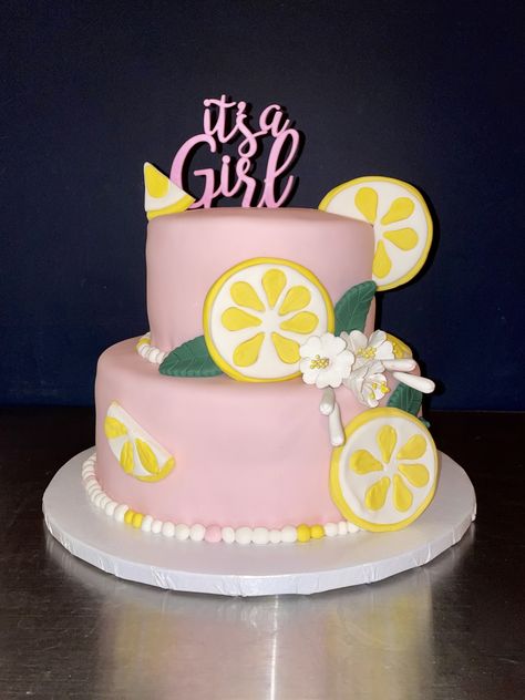 Lemon Baby Shower Cake 🍋 Lemon Squeeze Baby Shower Theme, Lemonade Themed Baby Shower Ideas, Lemon Themed Baby Shower Ideas Girl, Lemon And Pink Baby Shower Theme, Lemonade Baby Shower Theme Girl, Pink Lemonade Baby Shower Theme, Pink And Yellow Baby Shower Ideas, Lemonade Baby Shower Theme, Summer Baby Shower Ideas Girl