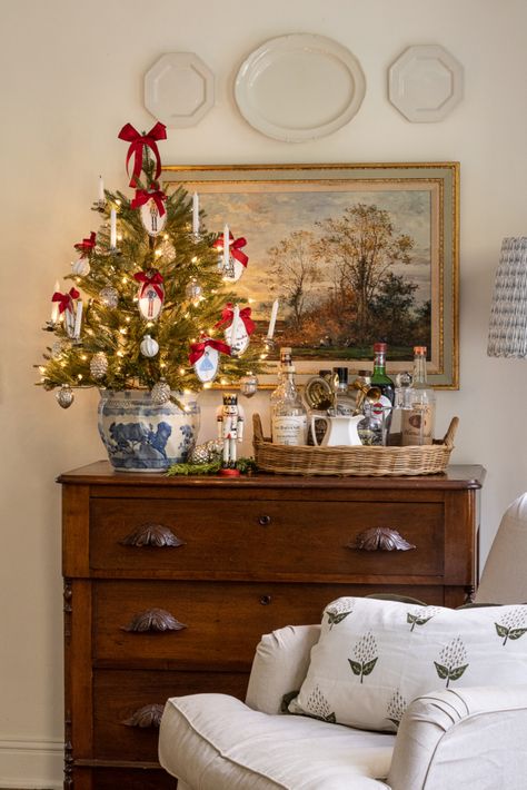 Amanda Marie, Christmas Tablescape, Cottage Christmas, 22 December, Christmas Time Is Here, Christmas Inspo, Beautiful Rooms, Christmas Things, Winter Home Decor