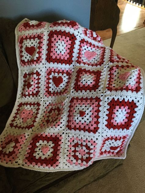 crochet blanket pattern-Cozy Up with Crochet: Granny Square Blanket Tutorial Crochet Square Ideas, Pink Granny Square Blanket, Cool Crochet Blanket, Heart Crochet Blanket, Strawberry Granny Square, Heart Blanket Crochet, Red Granny Square, Pink Crochet Blanket, Cute Crochet Blanket