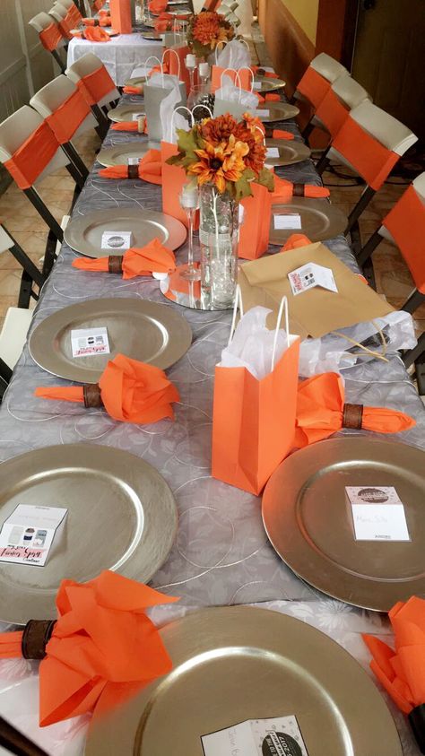 Fall themed dinner party. Had so much fun decorating this! The pioneers had an amazing time! Pioneer Dinner Ideas, Fall Themed Dinner, Pioneer Food, Pioneer Meeting, Pioneer Foods, Pioneer Jw, Pioneer Party, Themed Dinner Party, Christmas Dining Table Decor