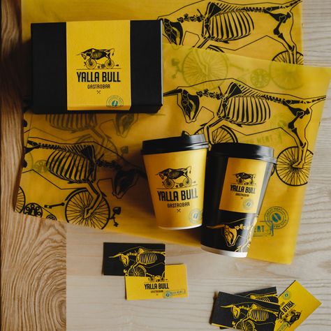 Restaurant Branding Identity, Burger Packaging, Gastro Pub, Coffee Shop Branding, Meat Meals, Gastro Pubs, Food Branding, Restaurant Branding, Food Packaging Design