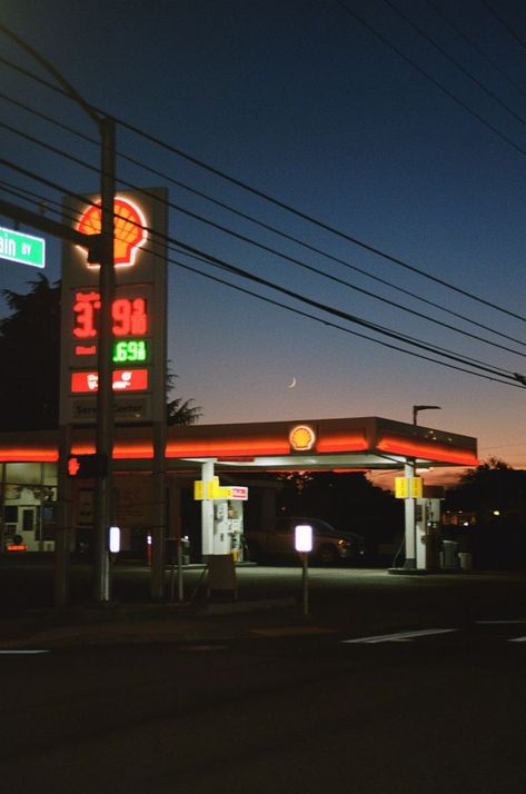 Gas Station At Night, Gas Station Aesthetic, Station Aesthetic, Shell Gas Station, Night Drives, Petrol Station, Night Scenery, Tablet Wallpaper, Gas Stations