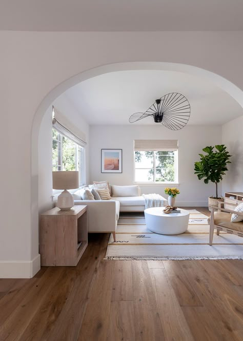 Scandinavian Living Room Ideas, White Interior Paint, Arched Doorway, Rooftop Patio Design, Scandinavian Living Room, Scandinavian Architecture, Scandinavian Aesthetic, Scandinavian Style Interior, Living Room Scandinavian