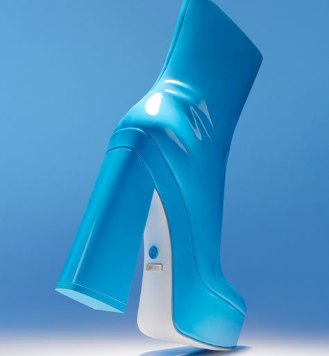 Sailor Moon Boots, Winx Characters, Sailor Moons, Moon Shoes, Sailor Moon S, Dr Shoes, Frutiger Aero, Boots Are Made For Walking, Sailor Mercury