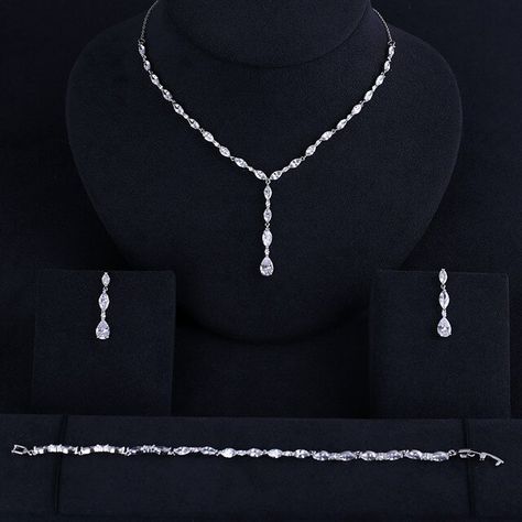 Cheap Wedding Jewelry, Bride Jewelry Set, Fancy Jewelry Necklace, Diamond Jewelry Designs, Classy Jewelry, Fancy Jewellery, Accessories Set, Big Wedding, Fancy Jewelry