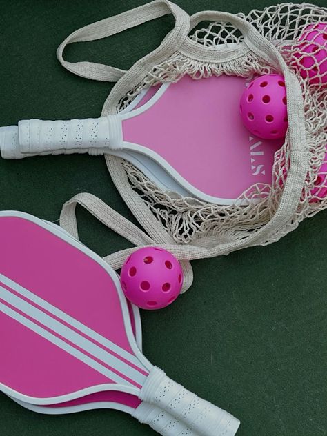 Pickle Ball Vision Board, Pink Pickleball Aesthetic, Vision Board Pickleball, Pickle Ball Party Ideas, Pickle Ball Aesthetic, Aesthetic Pickleball, Pink Pickleball, Pickleball Aesthetic, Pickle Ball Paddle