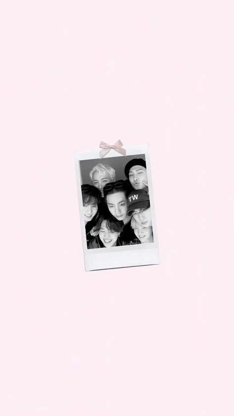 Bts Coquette Wallpaper, Jungkook Pink Wallpaper, Bts Pink Wallpaper, Kpop Iphone Wallpaper, Home Lock Screen, Birthday Collage, Instagram Feed Ideas Posts, Instagram Feed Ideas, Minimalist Wallpaper