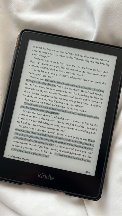 click to purchase #kindle #reading #booktok Kindle Paperwhite (16 GB) – Now with a larger display, adjustable warm light, increased battery life, and faster page turns – Black Pr Unboxing, Kindle Aesthetic, Reading Motivation, Kindle Paperwhite, Girl Reading, Ebook Reader, E Reader, Amazon Kindle, Book Reader