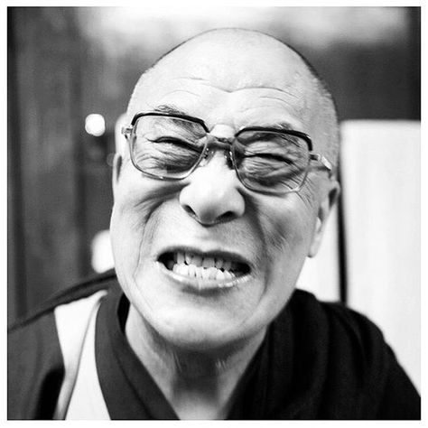 His Holiness The Dalai Lama, Zen Mind, Sacred Masculine, Funny Emoticons, The Dalai Lama, Tibetan Buddhist, Famous Men, Dalai Lama, Philosophers