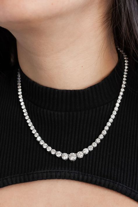 18K white gold graduated diamond tennis necklace Tennis Diamond Necklace, Jewellery Photography Inspiration, Premium Jewelry, Diamond Tennis Necklace, Tennis Necklace, Jewelry Photography, Jewelry Design Necklace, Diamond Necklace, Take A