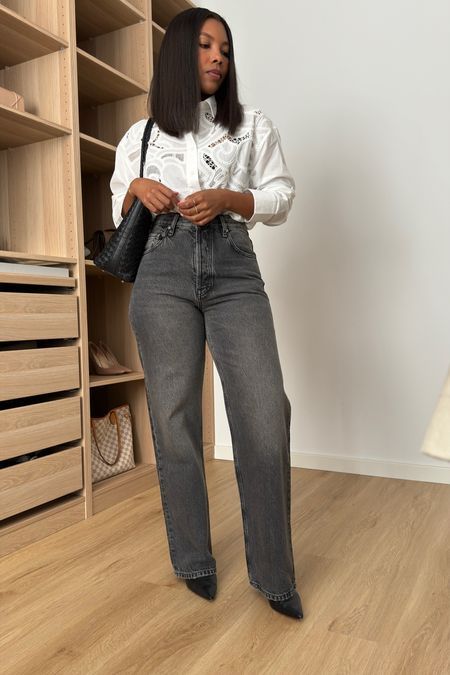 Straight High Jeans curated on LTK Jeans Outfit Office, Straight Leg Jeans Outfit, Outfit Office, Straight Leg Jeans Outfits, Cozy Outfits, Chic Pants, Jeans Outfit, Cozy Outfit, Pocket Shirt