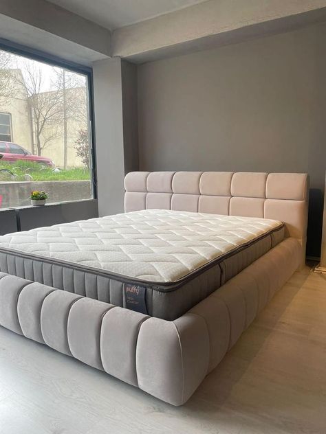 Somier Cama Ideas, Bedroom Design Trends, Bed Headboard Design, Bedroom Interior Design Luxury, Bed Frame Design, Bed Design Modern, Dream Apartment Decor, Bedroom Decor Design, Bedroom Bed Design