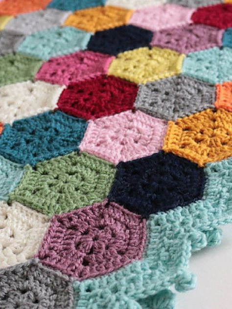 WeekEnder Blanket Free Crochet Pattern | Wool Pattern Hexagon Crochet Blanket, Stash Busting Crochet, Hexagon Projects, Crochet Hexagon Blanket, Hexagon Blanket, Hexagon Crochet Pattern, Crochet Hexagons, Hexagon Crochet, Scrap Yarn Crochet