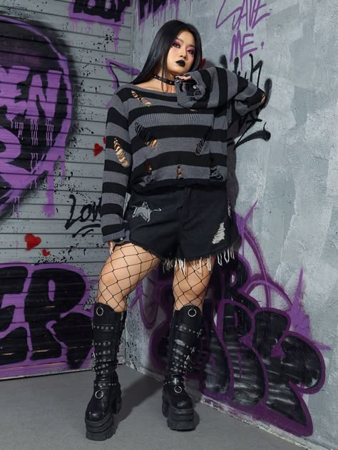 Alt Fashion Casual, Colorful Goth Outfits, Opposite Besties, Plus Size Goth Outfits, Alternative Outfits Plus Size, Simple Grunge Outfits, Casual Goth Outfits, Grunge Outfits Plus Size, Androgynous Fashion Plus Size