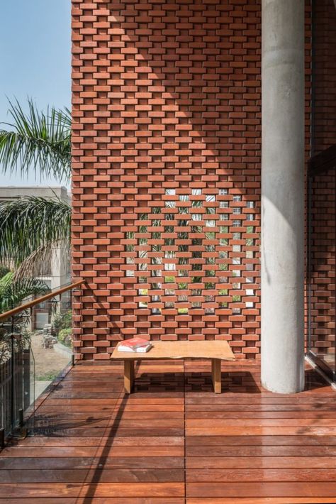 Brick Works, Brick Cladding, Brick Detail, Brick Art, Casa Country, Brick Architecture, Wall Exterior, Brick Facade, Brick Building