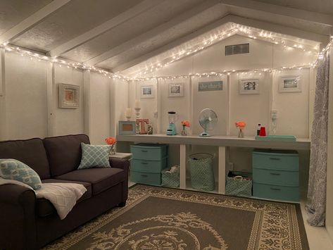 Building A She Shed On A Budget, She Shed Living Room, She Shed Garage Ideas, Chill Shed Ideas, Tuff Shed Makeover, Indoor Shed Ideas, Shed Teenage Hangout, She Shed Basement Ideas, Shed Rooms Bedrooms