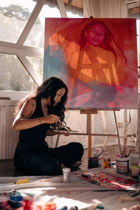 Photoshoot portrait of a painter in her artist's studio. Painting self-portrait in Ubud, Bali. #photoshoot #photography #portrait #artist #painter Painter Photoshoot, Painting Photoshoot, Bali Photoshoot, Painter Photography, Artist Photoshoot, Painters Studio, Artist Portraits, Female Painters, Studio Photoshoot Ideas