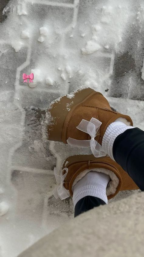 Cute Uggs Aesthetic, Uggs With Bows On The Back, Uggs Outfit Fall, Snow Fireplace, Uggs Aesthetic, Fireplace Aesthetic, Ugg Bow, Bow Uggs, Nature Clothing