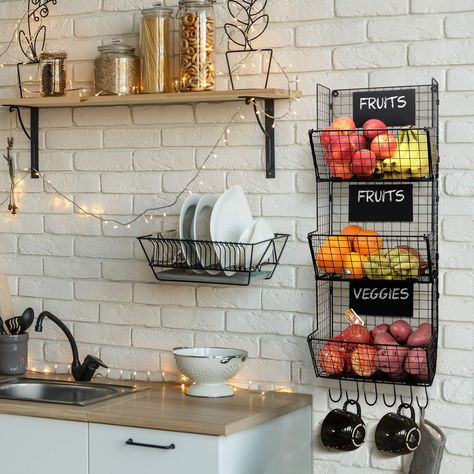 Organiser Cucina, Kabinet Dapur, Small Kitchen Organization, Small Kitchen Storage, Fruit And Vegetable Storage, Small Kitchen Decor, Remodel Kitchen, Apartment Kitchen, Tiny Kitchen