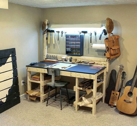 leather work table  | 25+ best ideas about Leather workshop on Pinterest ... Workshop Desk, Workbench Ideas, Awesome Woodworking Ideas, Leather Studio, Woodworking Desk, Leather Working Tools, Working Table, Woodworking Logo, Work Benches