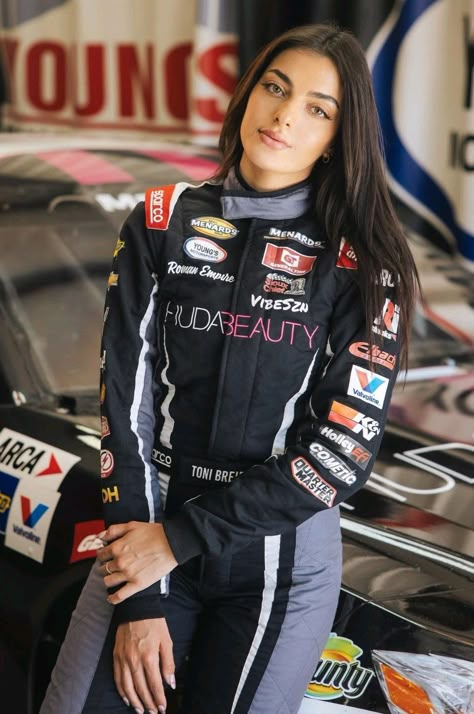 Racing Photoshoot, Female Racer Aesthetic, Racer Aesthetic, Female Race Car Driver, Female Racers, Female Driver, Women Drivers, Go Kart Racing, Race Wear