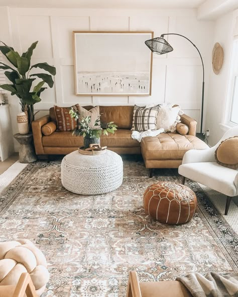 Living Room Design Boho, Tan Sofa, Earthy Living Room, Modern Boho Living Room, Boho Living Room Decor, Bohemian Living Room, Boho Living, Decor Home Living Room, Living Room Decor Apartment