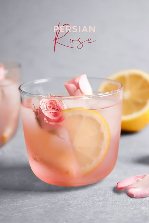 Cardamom Cocktail, Rose Drink, Cocktail Gin, Rose Cocktail, Gin Cocktail Recipes, Craft Gin, Fancy Drinks, Cocktail Drinks Recipes, Pretty Drinks