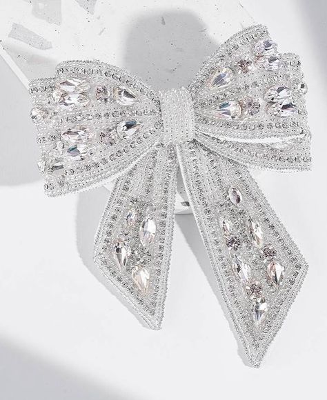 Luxurious bows available now on @hairaccessory_aliya_official . Dm us to book your orders. Feel free to contact on WhatsApp 03080886977 . #bowclips # bowpins #luxurious #hairaccessory Crystal Hair Band, Rhinestone Ornaments, Baby Hair Bow, Barbie Gifts, Luxury Hair Accessories, Diamond Hair, Bow Barrette, Christmas Hair Bows, Diamond Bows