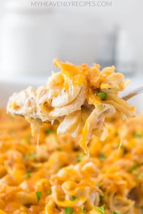 Cheesy Tuna Noodle Casserole, Tuna Casseroles, Meatball Sliders Recipes, My Heavenly Recipes, Tuna Noodle Casserole Recipe, Hotdish Recipes, Tuna Casserole Recipes, Heavenly Recipes, Noodle Casserole Recipes