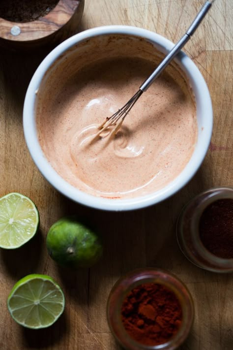 How to make Chipotle Mayo (aka Mexican Secret Sauce) – a simple 5 minute sauce that everyone should know about to give meals a huge BURST of flavor! Vegan adaptable, GF! Dairy Free Chipotle Sauce, Easy Chipotle Mayo, Vegan Burrito Sauce, Burrito Sauce Recipe Simple, Mexican Aioli, Burrito Sauce, Mexican Sauce, Chipotle Aioli, Mayo Sauce