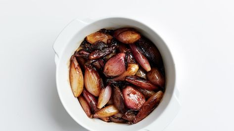 This recipe would also work with small cipolline onions or larger torpedo-shaped shallots. Shallots Recipe, Vegetarian Thanksgiving Menu, Shallot Recipes, Vegetarian Thanksgiving Recipes, Bourbon Glaze, Vegetarian Thanksgiving, Thanksgiving Sides, Thanksgiving Side Dishes, Vegetable Sides