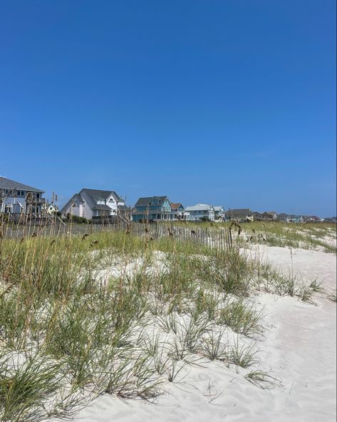 East Coast Beach House, Golden Veil, North Carolina Aesthetic, North Carolina Beach House, North Carolina Summer, East Coast House, Carolina Aesthetic, Carolina Beach House, Coastal Granddaughter Style