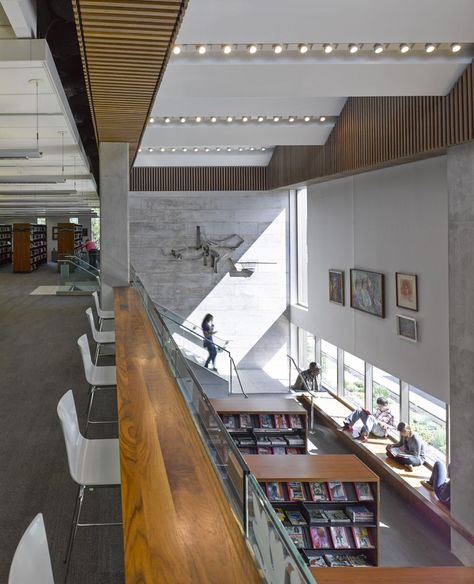 Gallery of Orillia Public Library / Perkins+Will - 19 Atrium Sitting Area, Library Mezzanine, Mezzanine Library, Public Library Design, Library Space, Library Study, Library Inspiration, Library Architecture, Modern Library