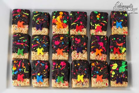 Neon (Glow in the Dark) Chocolate Dipped Rice Cereal Treats Neon Glow Party Food Ideas, Neon Party Treats, Glow In The Dark Treats, Glow In The Dark Food Ideas, Neon Desserts, Glow Party Food, Glow Theme Party, Queen Creek Arizona, Rice Cereal Treats