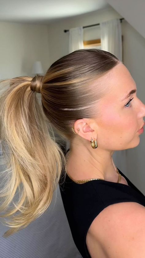 Olivia DeMuro | Loveeee a textured ponytail for any big event ✨ . . . #sleekponytail #hairtutorial #hairtutorials #hairtutorialsvideos #hairhowto | Instagram High Textured Ponytail, Slick Back Pony With Curls, Slicked Braided Ponytail, Ponytail Red Carpet, Slick Back High Ponytail, Slick High Ponytail, Fancy Ponytail Hairstyles, Ponytail Hairstyles Short Hair, Red Carpet Ponytail