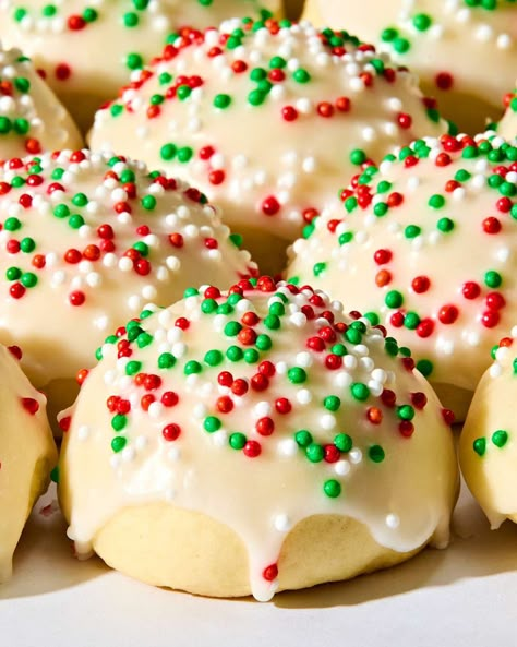 angled shot of italian christmas cookies Cookies That Arent Too Sweet, Best Christmas Sugar Cookies Ever, Easy Recipes Italian Christmas Cookies, Italian Christmas Cookie Cake, Soft Italian Cookies, Italian Snowball Cookies, Almond Cookies Christmas, Almond Paste Cookies Italian, Italian S Cookies Recipe