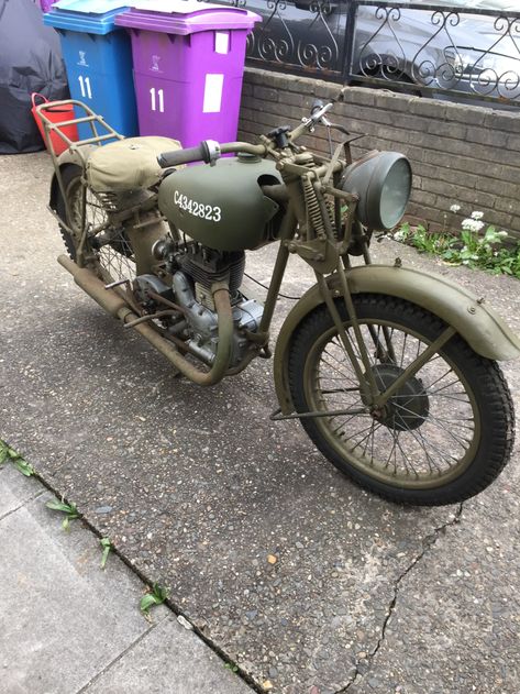 Royal Enfield WD/C - Motorcycles - HMVF - Historic Military Vehicles Forum Royal Enfield Desert Storm, Army Motorcycle, Royal Enfield Meteor, Bullet Royal Enfield, Enfield Motorcycle, Military Motorcycle, Motorcycle Shop, Indian Pursuit Motorcycle, British Motorcycles