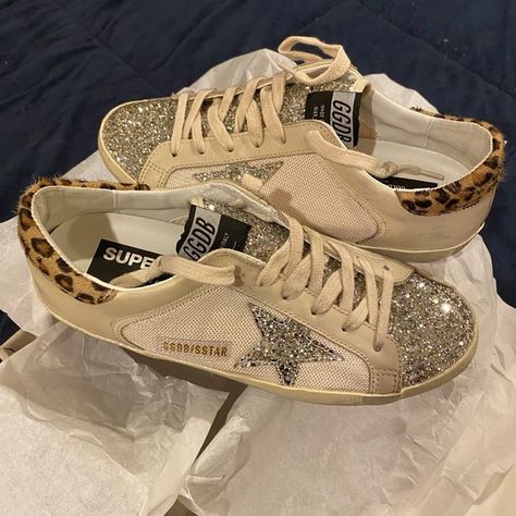 Golden Goode Superstar Double Quarter With List Women 39Leather Upper and Glittr Cheetah Golden Goose, Leopard Golden Goose, Golden Goose Aesthetic, Golden Goose Glitter, Golden Goose Women, Designer Sneakers Women, Golden Goose Outfit, Golden Shoes, Golden Goose Superstar