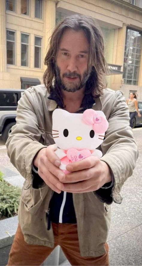 Wojskowy Humor, Baba Jaga, Keanu Reeves John Wick, Keanu Charles Reeves, Very Funny Pictures, Really Funny Pictures, Keanu Reeves, Reaction Pictures, Pose Reference