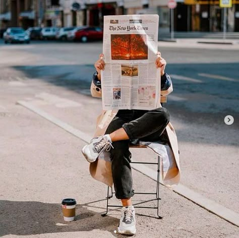 People Product Photography, Coffee Shop Editorial, Coffee Cart Photoshoot, Coffee And People, Creative Coffee Photography, Coffee Shop Content, Photography Coffee Shop, Coffee Shop Marketing, Coffee Shop Photos