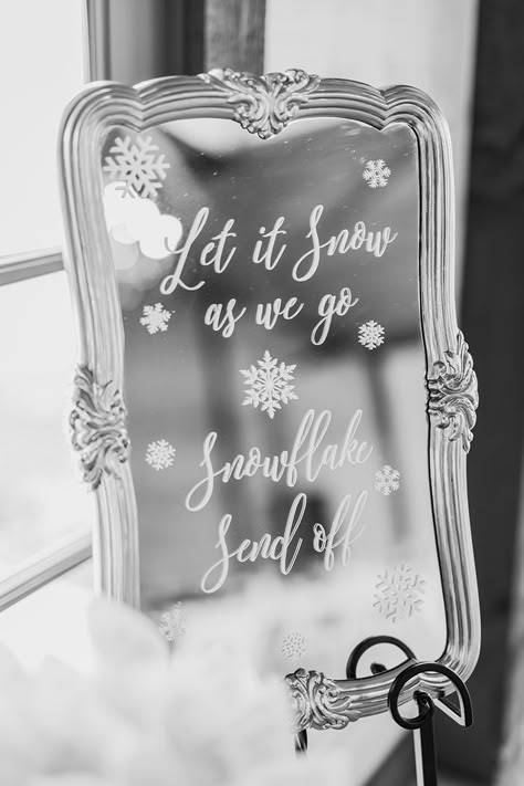 Vintage Winter Wedding, Winter Wonderland Wedding Theme, Mirror Wedding Signs, Winter Christmas Wedding, Vintage Winter Weddings, Wonderland Wedding Theme, Winter Wedding Gowns, Christmas Wedding Inspiration, Snowflake Wedding