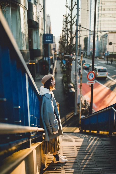 Tokyo Street Photography, Urban Photography Portrait, Portfolio Instagram, Vintage Film Photography, Street Photography People, Street Photography Portrait, Tokyo Photography, Japanese Photography, Japan Photography