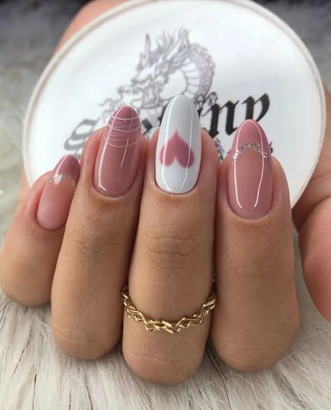 Elegant Wedding Nails, Bridal Nails Designs, Bridesmaids Nails, Subtle Nails, Fancy Nails Designs, Simple Gel Nails, Pretty Nail Art, Short Acrylic Nails Designs, White Nail