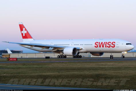 Boeing 777-3DE/ER aircraft picture Swiss Airlines, Boeing 777 300, 777 300er, Plane Flight, Swiss Air, Airplane Photography, Boeing Aircraft, International Airlines, Passenger Aircraft